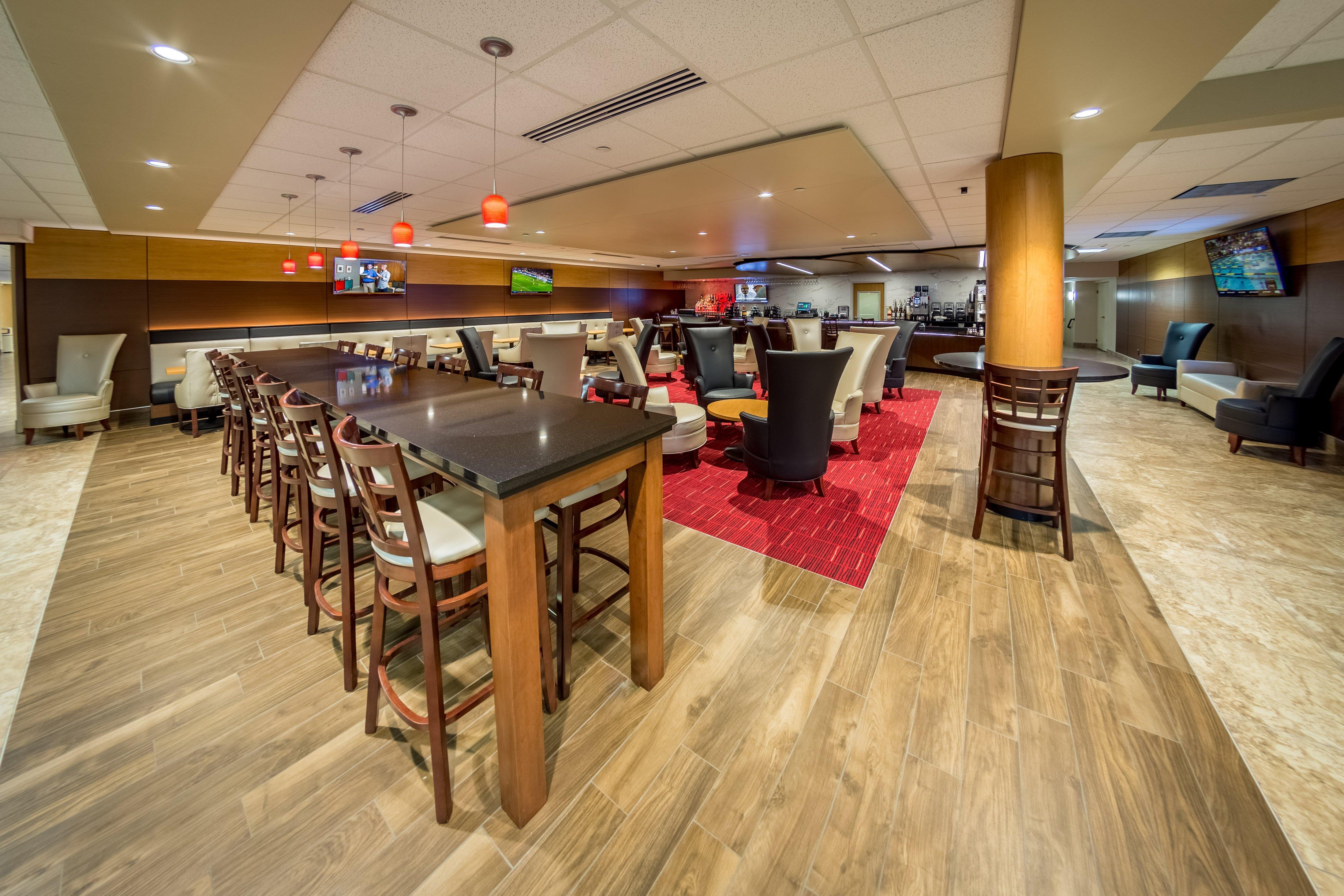 Holiday Inn Des Moines-Airport Conf Center By Ihg Exteriör bild