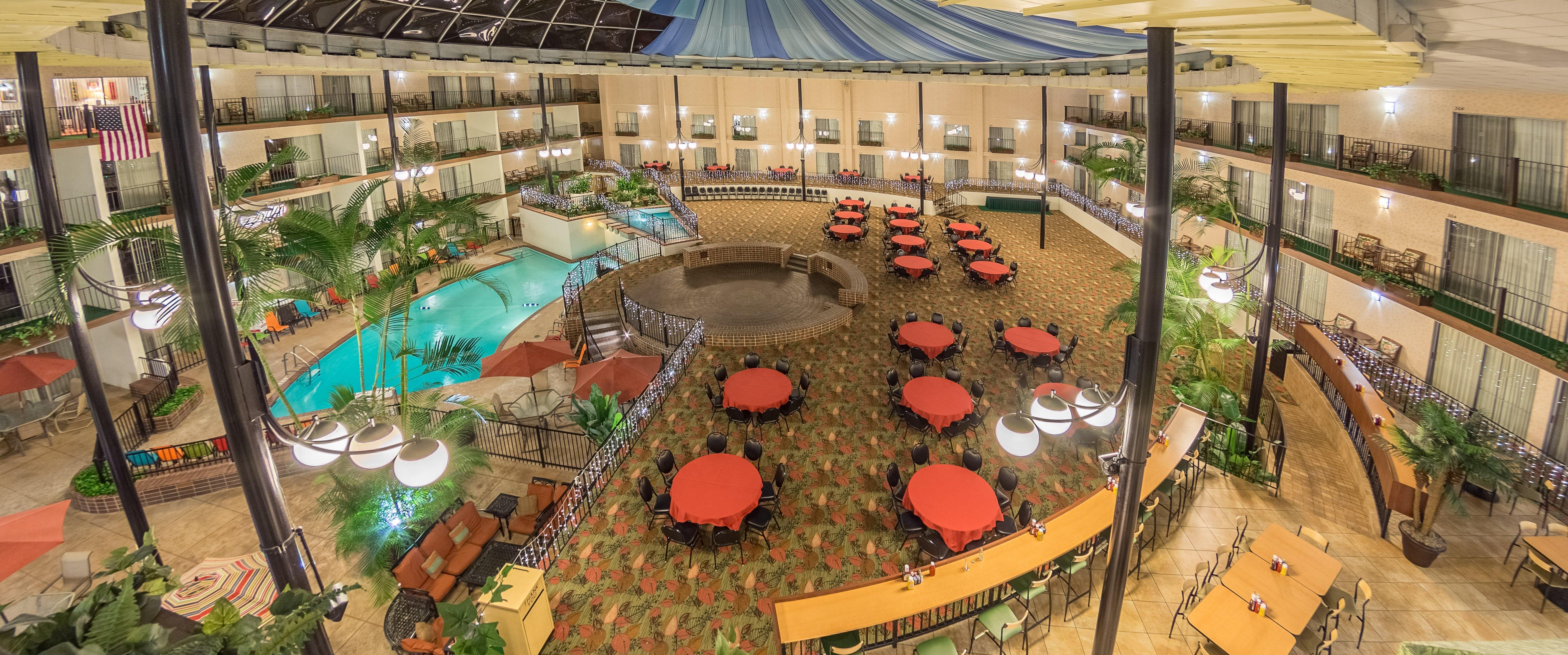 Holiday Inn Des Moines-Airport Conf Center By Ihg Exteriör bild