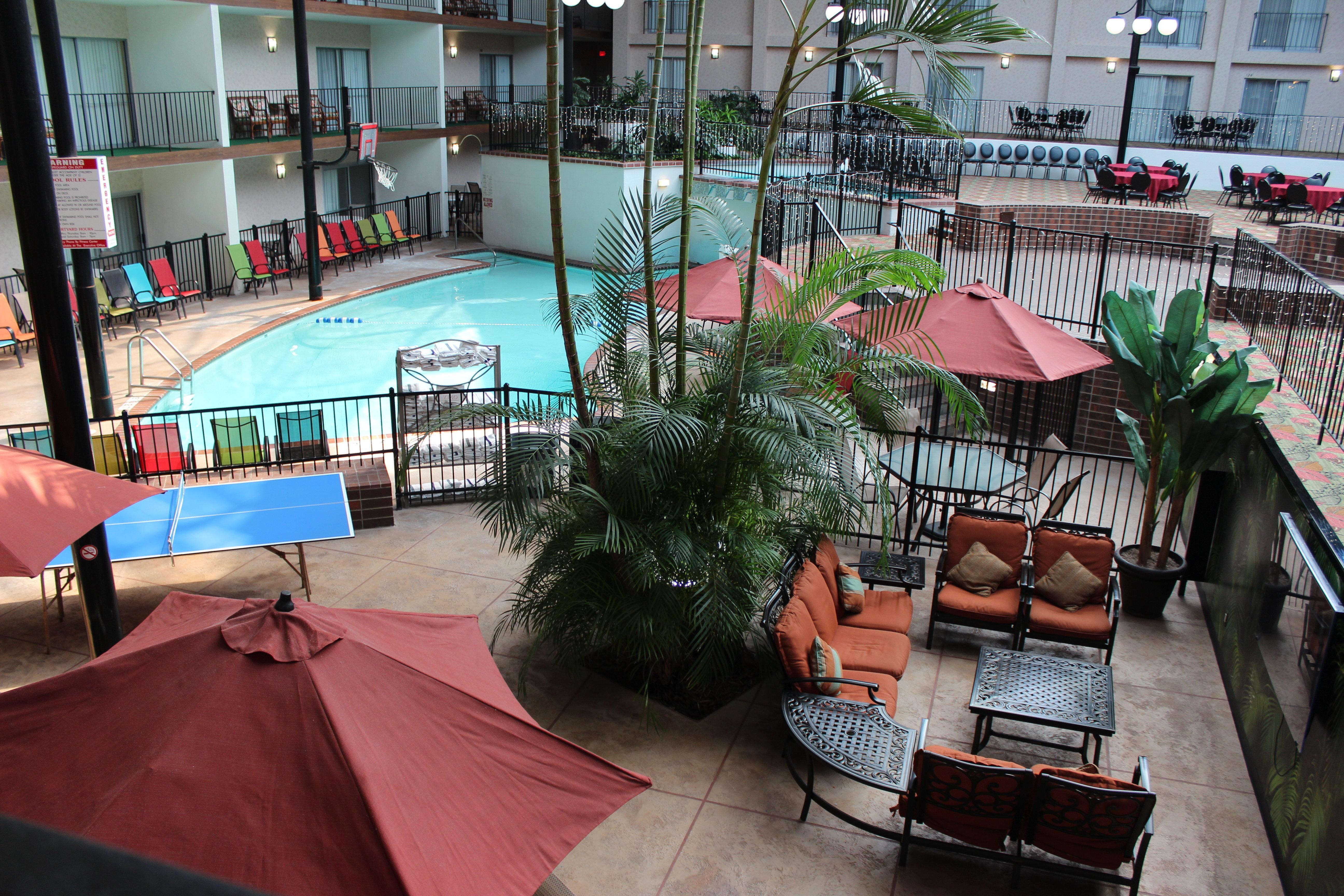 Holiday Inn Des Moines-Airport Conf Center By Ihg Exteriör bild