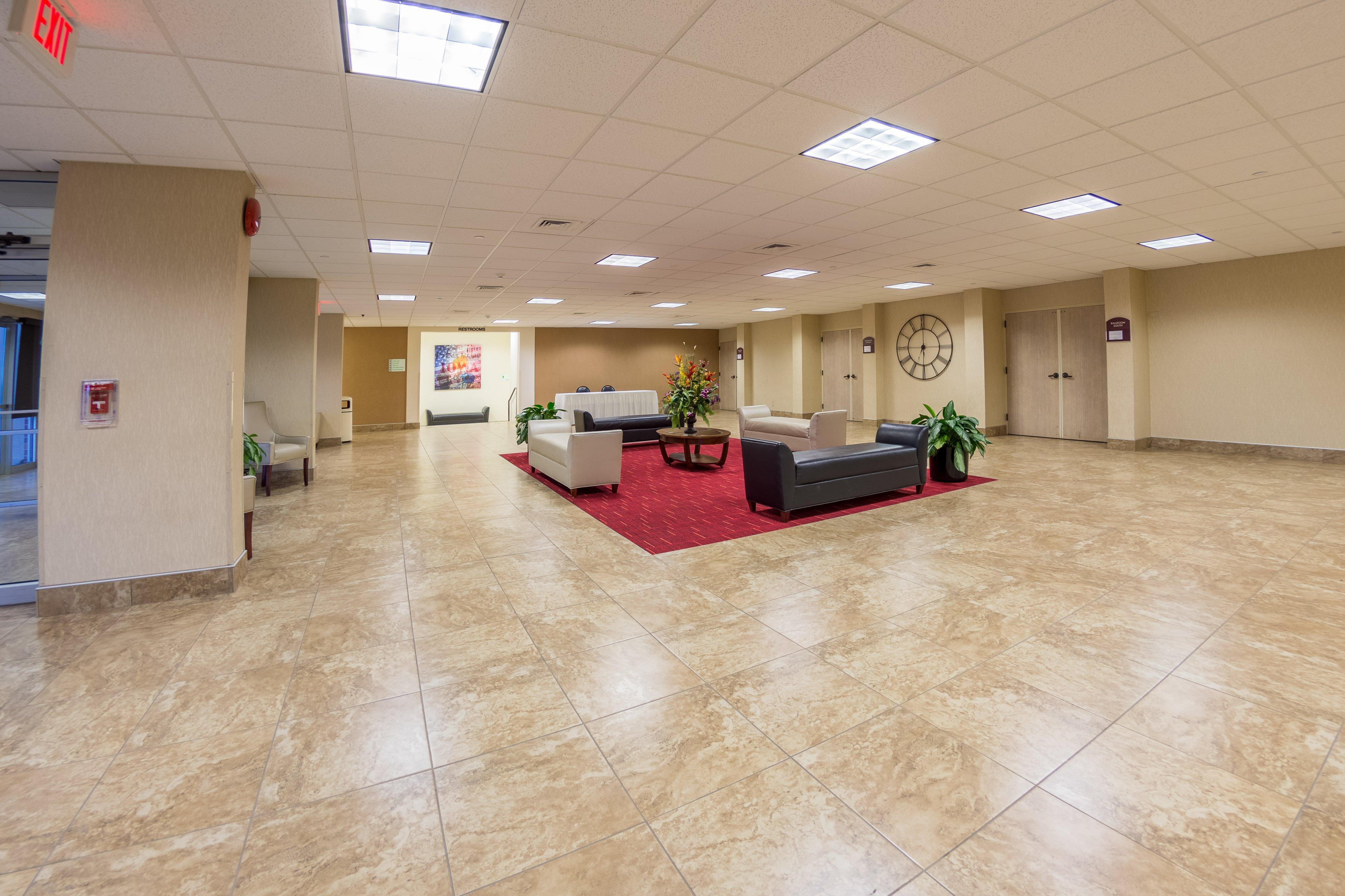 Holiday Inn Des Moines-Airport Conf Center By Ihg Exteriör bild