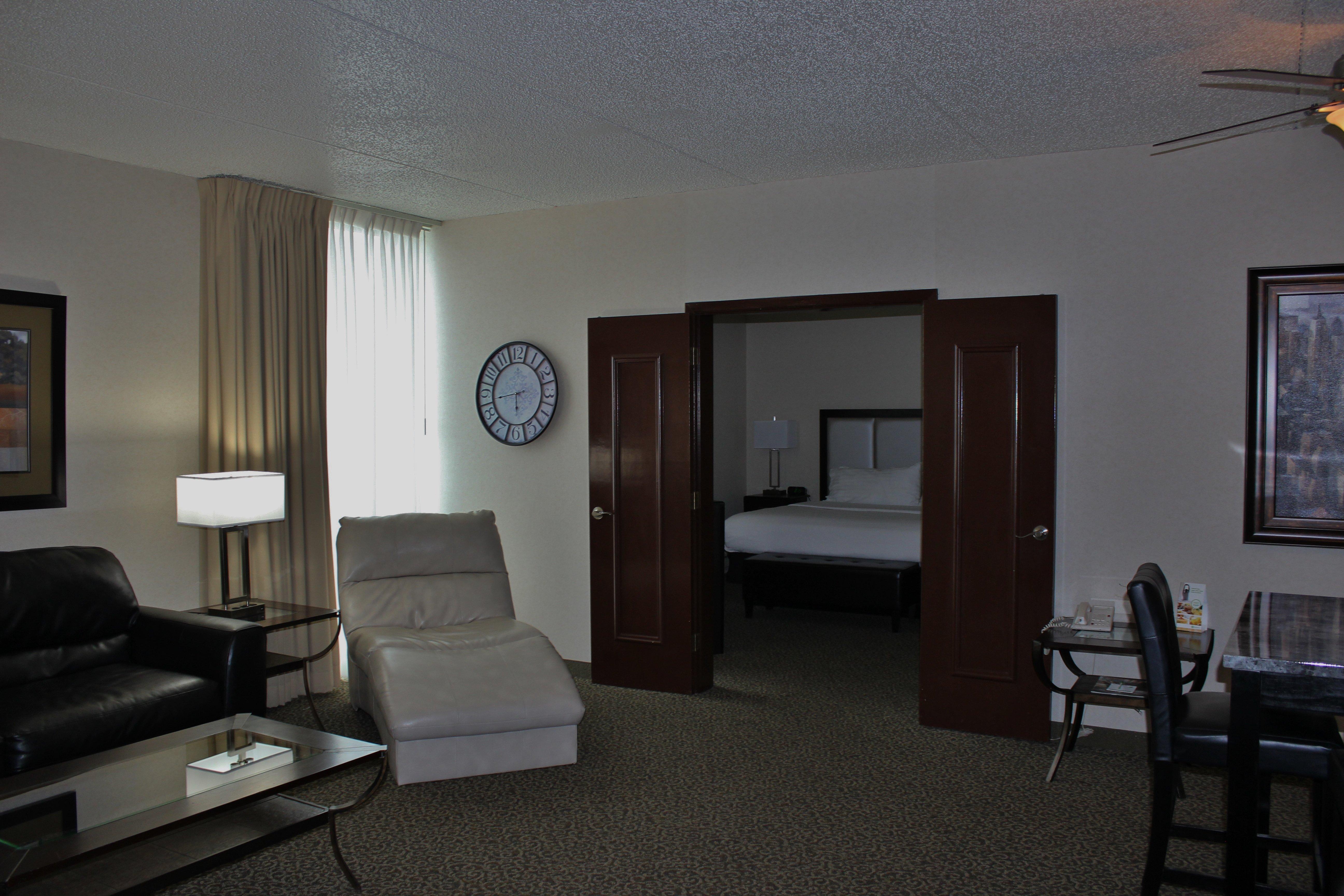 Holiday Inn Des Moines-Airport Conf Center By Ihg Exteriör bild
