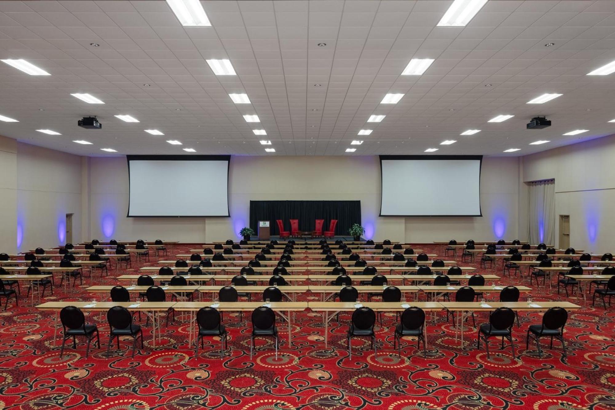 Holiday Inn Des Moines-Airport Conf Center By Ihg Exteriör bild